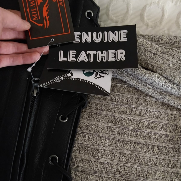 Milwaukee Vest - Picture 4 of 5